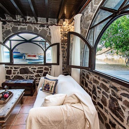 Апартаменты Plousiadi΄S Stone House Paloi Экстерьер фото